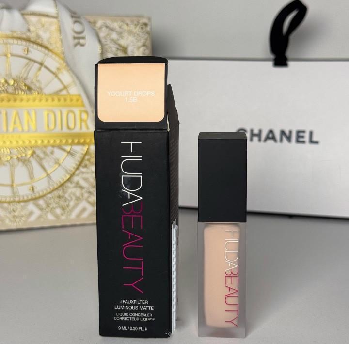Huda Beauty Liquid Matte Foundation 40ml Long Lasting
