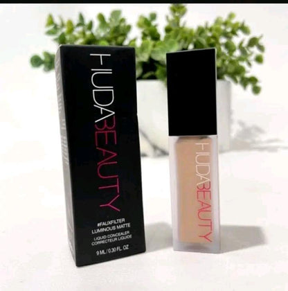 Huda Beauty Liquid Matte Foundation 40ml Long Lasting